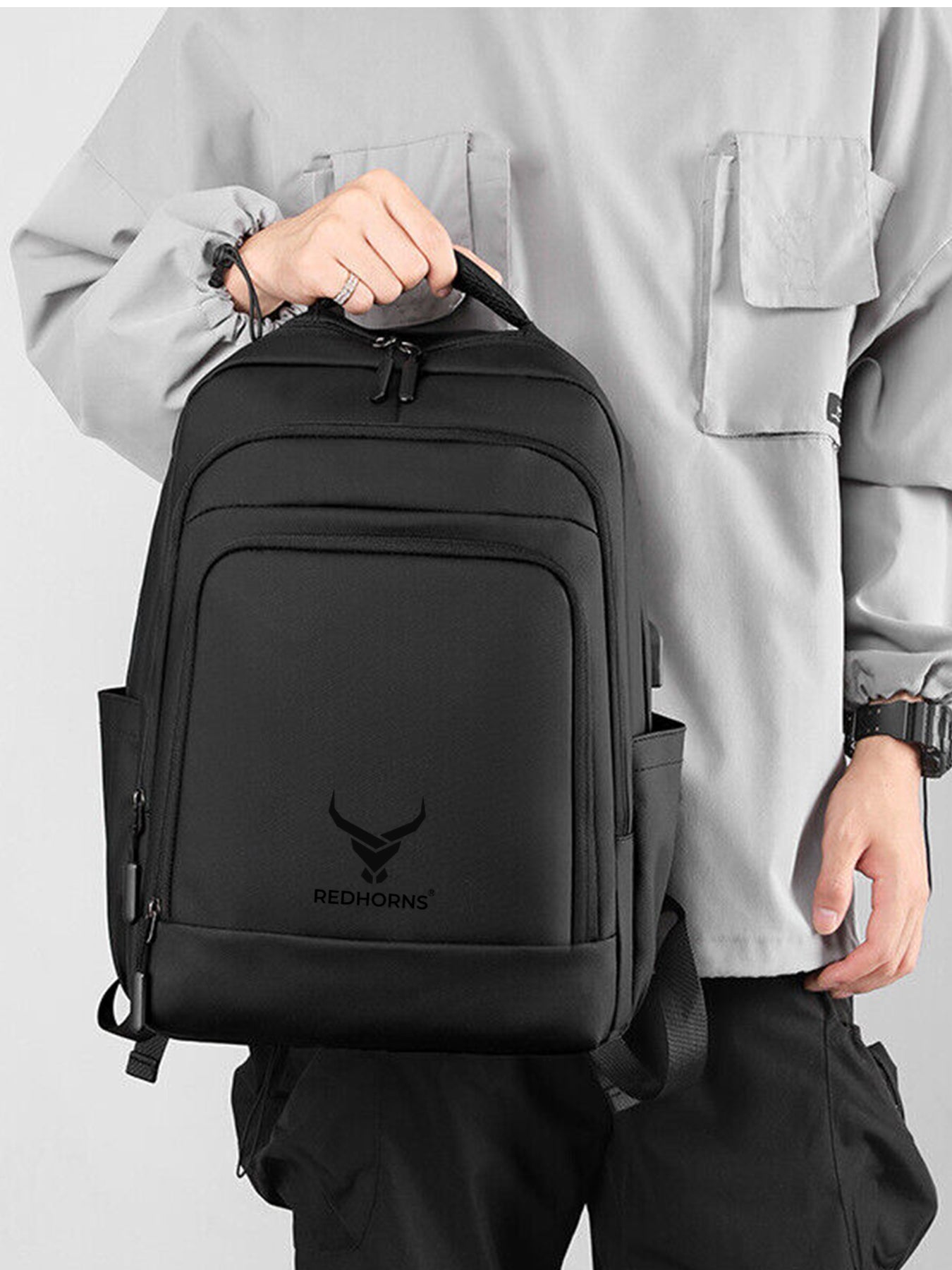 waterproof 20l backpack with 15.6' laptop compartment#color_black