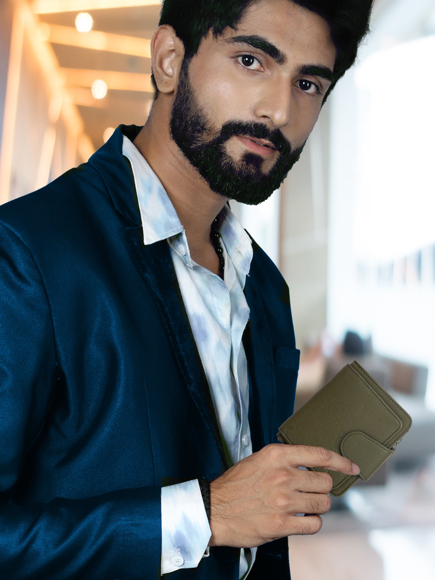 Rfid protected men leather wallet#color_green